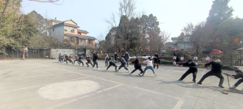 拔河比赛1.jpg