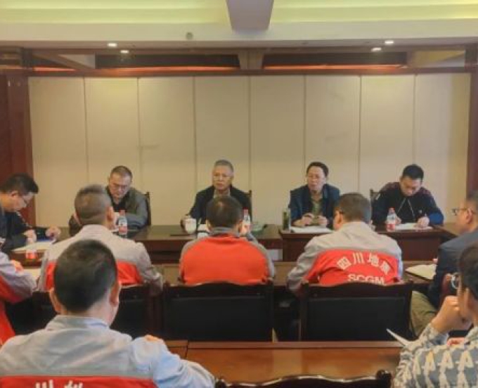 谢兵一行到道孚县容须卡西稀有金属矿普查项目检查指导工作