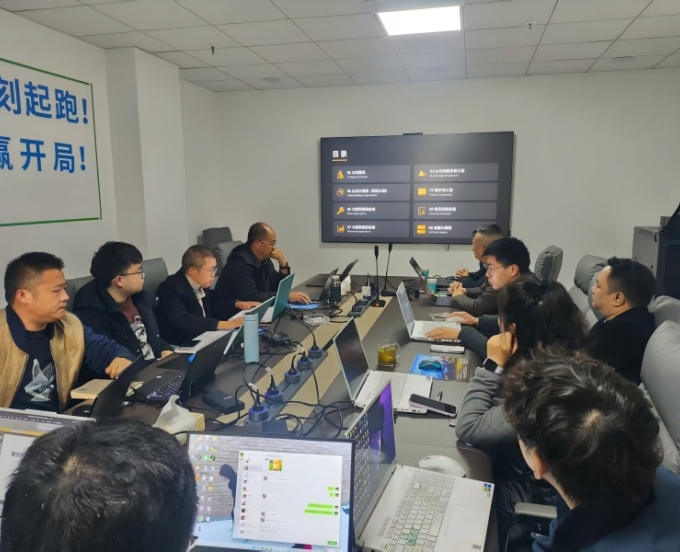 三大队汇清公司开展AI应用专题培训